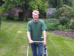 SOLENT GARDEN SERVICES LIMITED in Hampshire